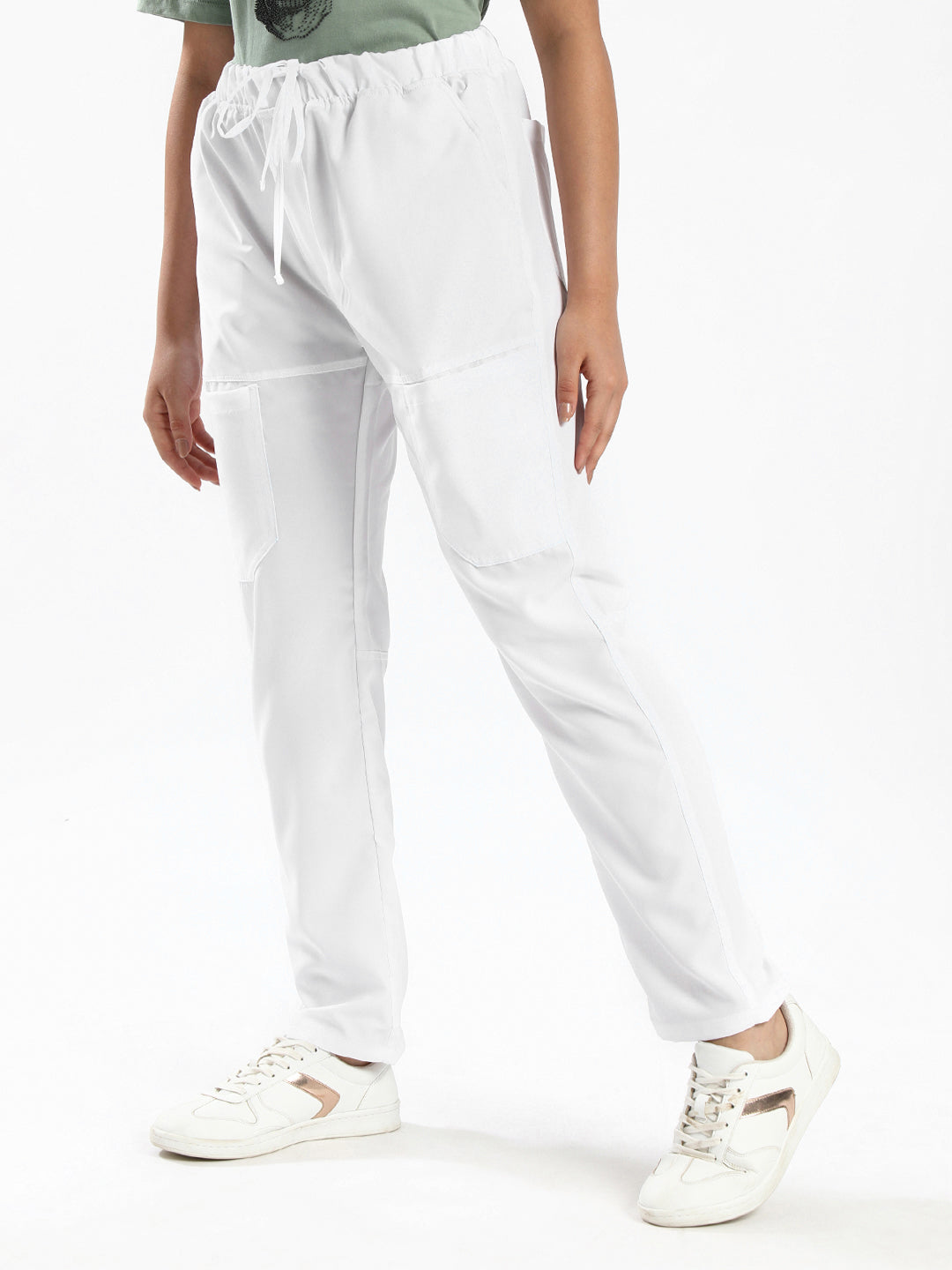 6 Pocket Lounge